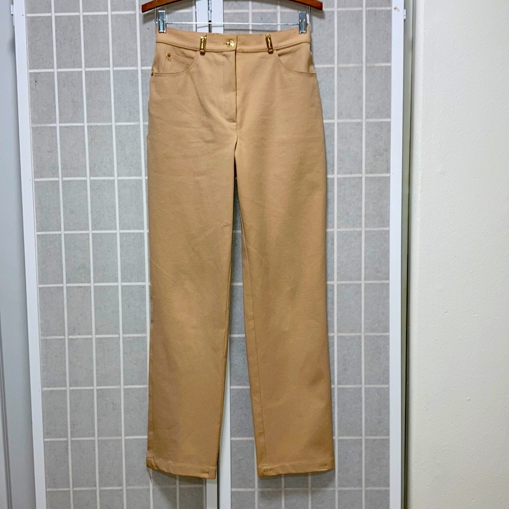 ST. JOHN Sport Khaki Ivory Beige Casual Straight Leg Slacks Pants Gold logo 4/S